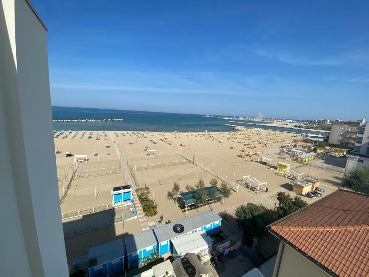 Hotel Caesar Paladium Rimini Extérieur photo