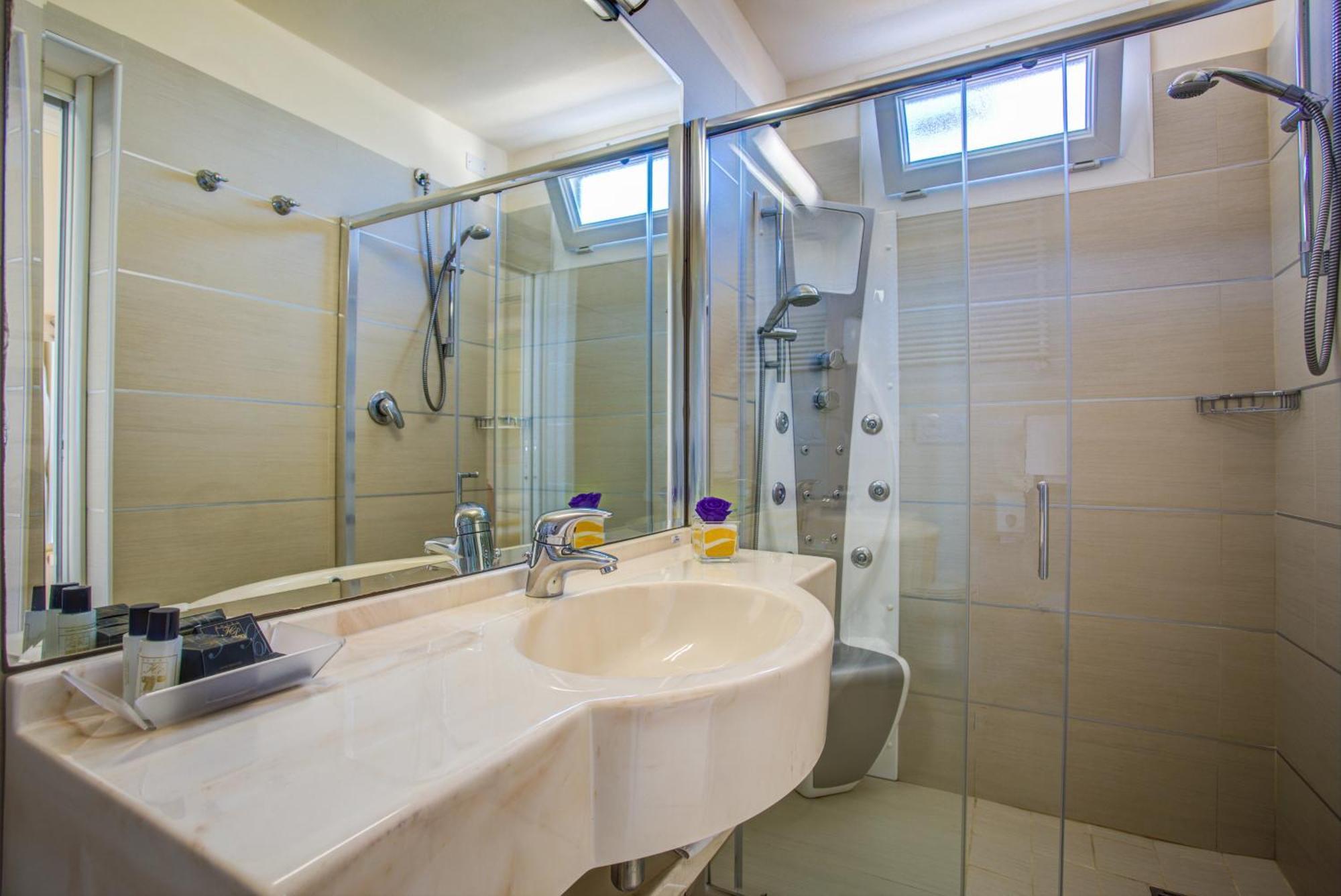 Hotel Caesar Paladium Rimini Chambre photo